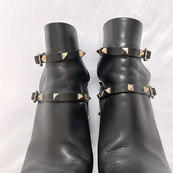 🤘🏼✨Valentino Rockstud Ankle Boots, Black, Size 39.5 - Picture 10 of 13